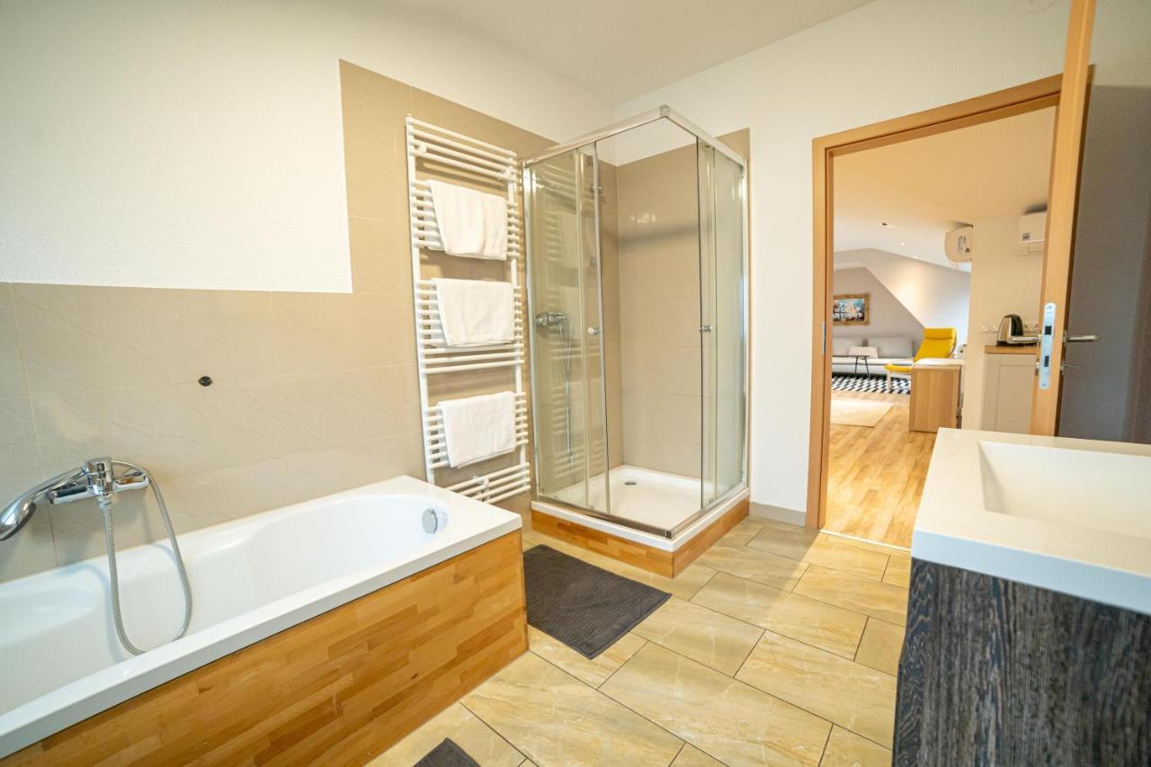 Fullhouse - Jena - Premium Apartments Vdn4 Eksteriør billede